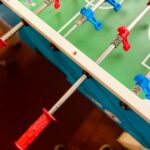 Jak wybrać idealny stół do piłkarzyków? Przewodnik od A do Z